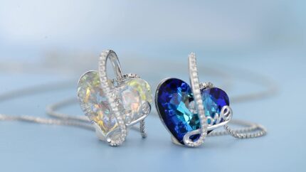 64.Love Crystal Heart Necklace