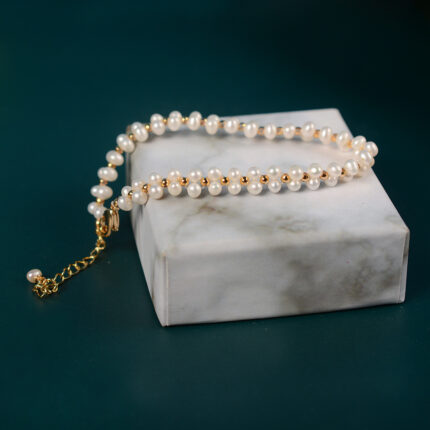 71.Vintage Freshwater Pearl Bracelet